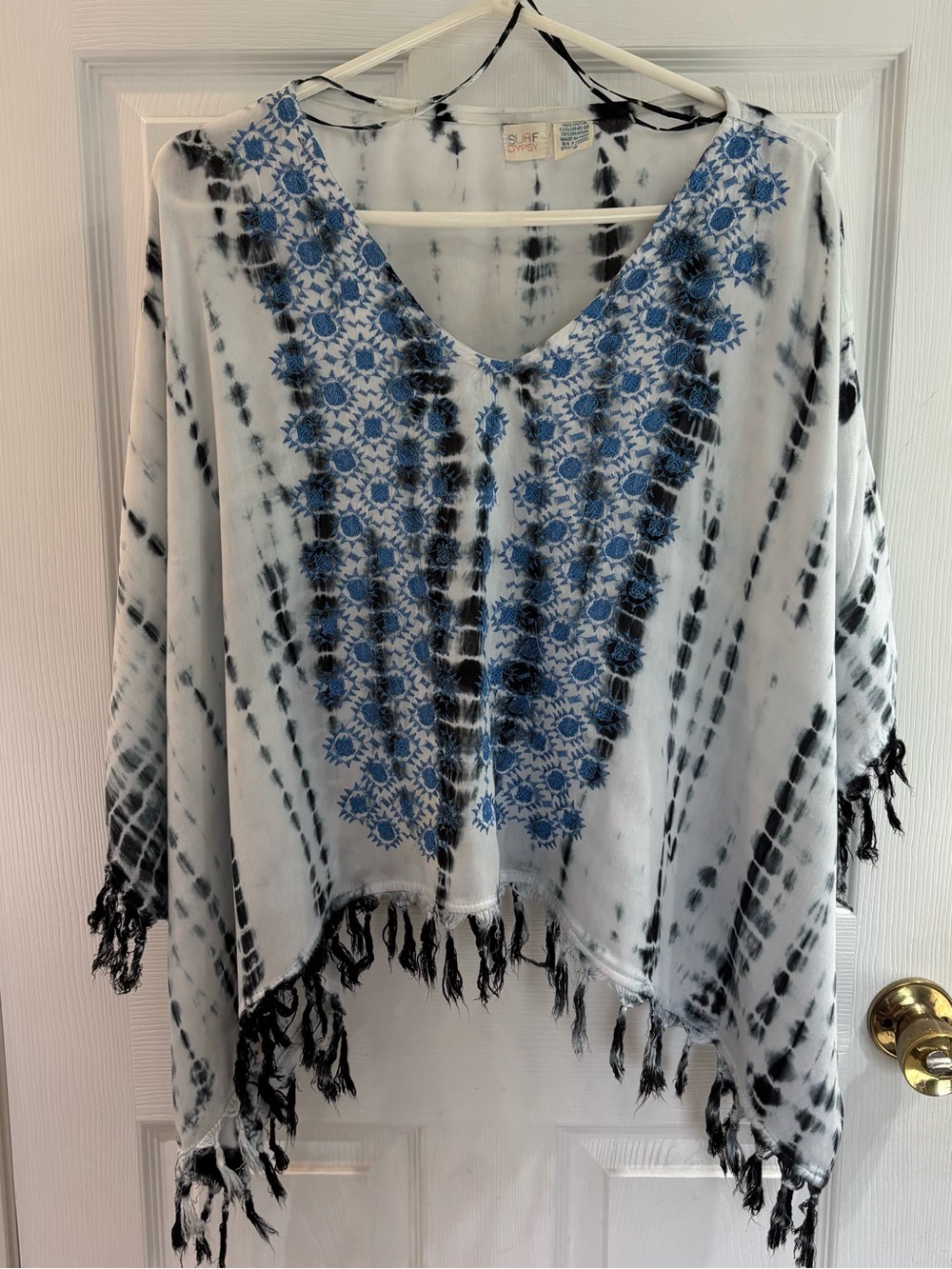 Surf Gypsy tie-dye embroidered fringe Swimsuit Cover Up Size Small